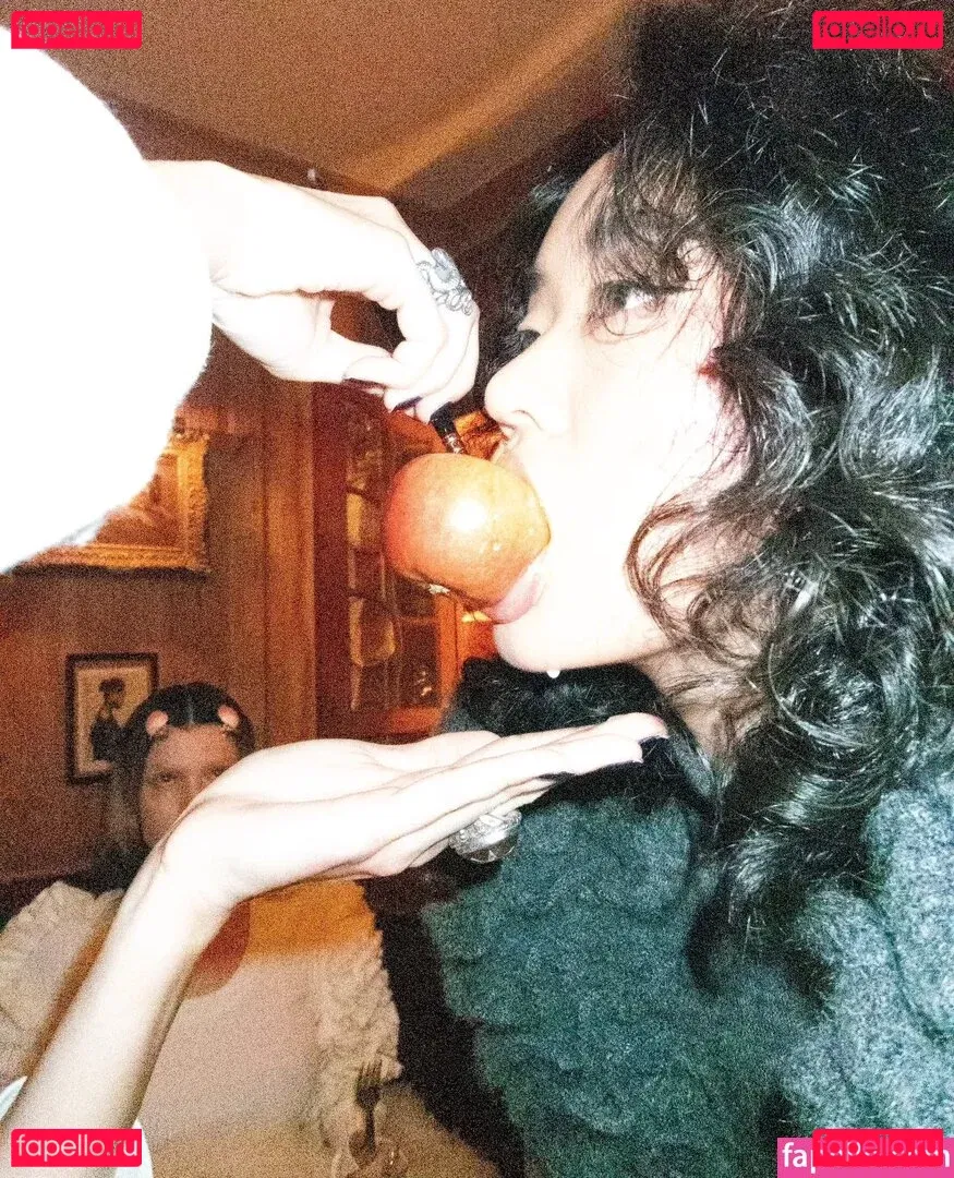 Lydiaren Onlyfans Photo Gallery 