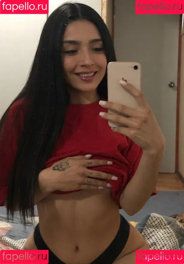 Flores_Isabella98 Onlyfans Photo Gallery 