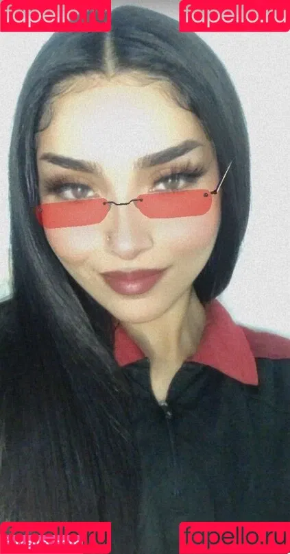 Flores_Isabella98 Onlyfans Photo Gallery 