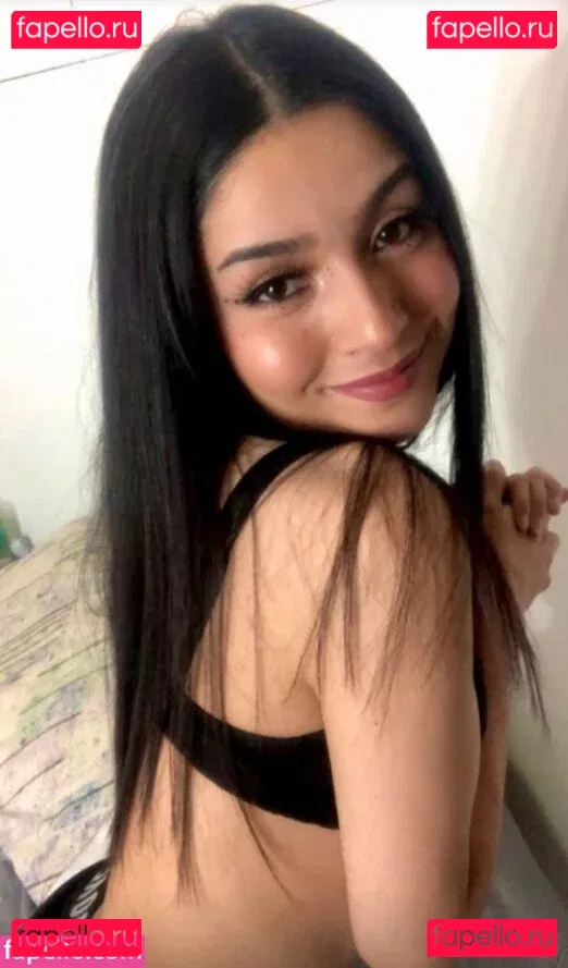 Flores_Isabella98 Onlyfans Photo Gallery 