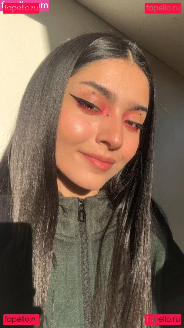 Flores_Isabella98 Onlyfans Photo Gallery 