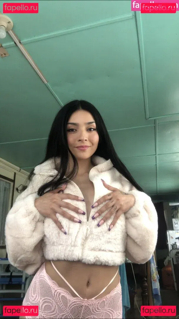 Flores_Isabella98 Onlyfans Photo Gallery 