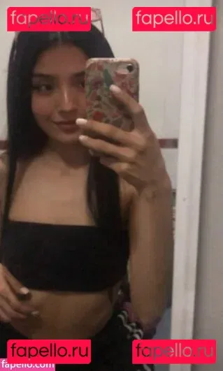 Flores_Isabella98 Onlyfans Photo Gallery 