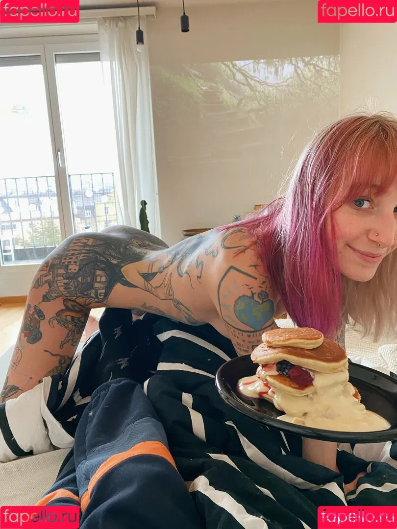 Mrs Nice Onlyfans Photo Gallery 