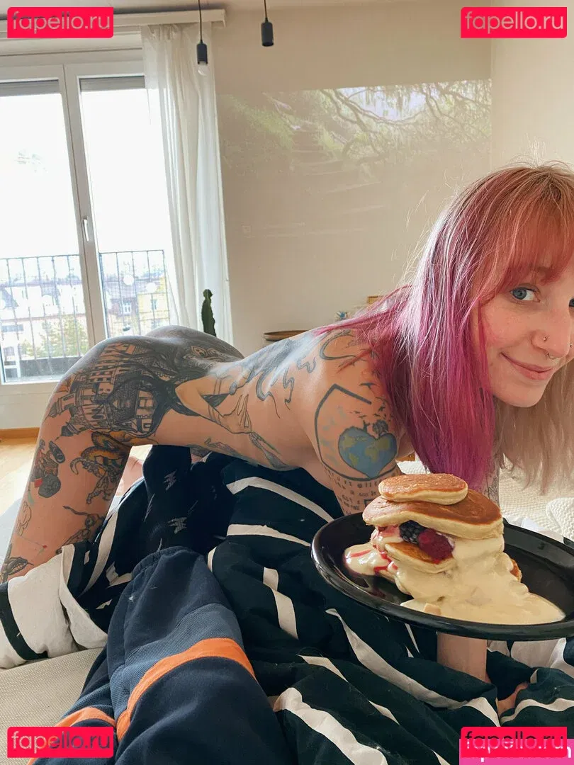 Mrs Nice Onlyfans Photo Gallery 