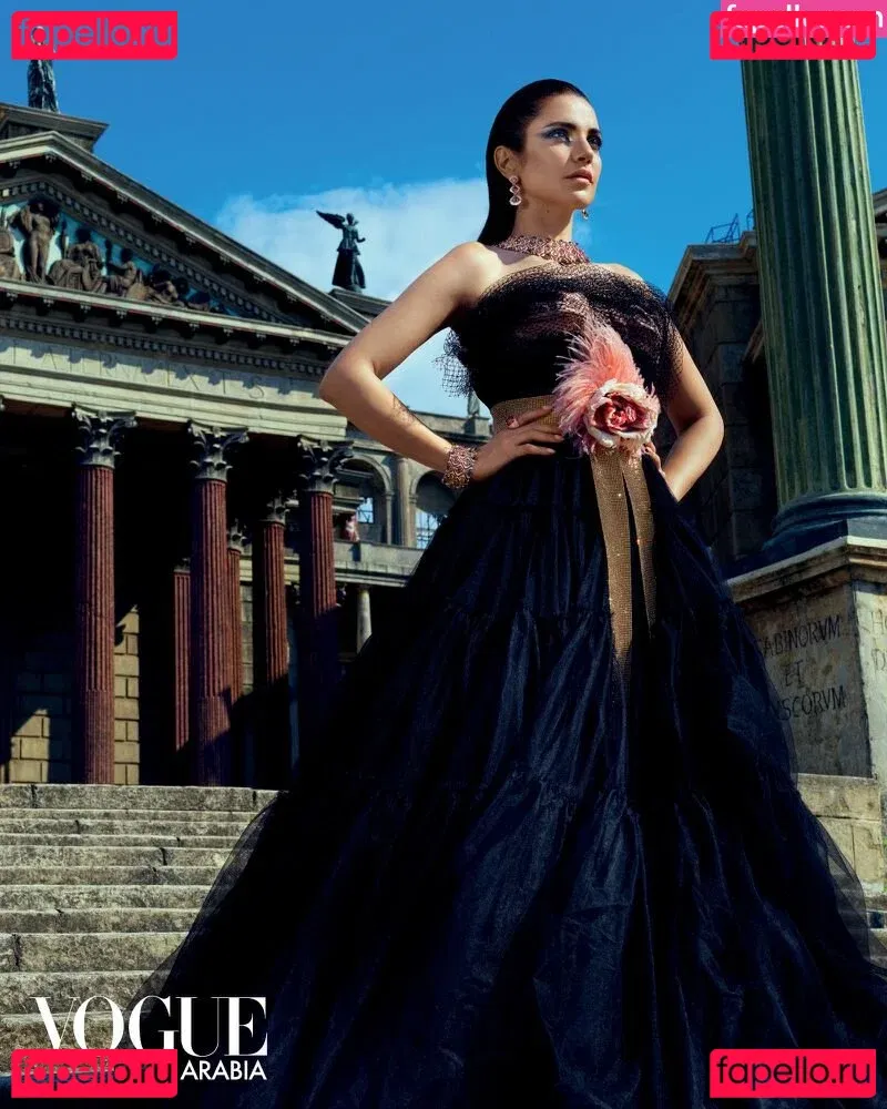 Dorra Zarrouk Onlyfans Photo Gallery 