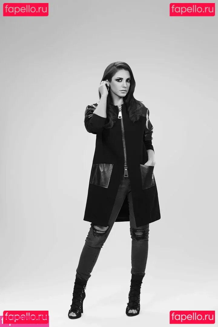 Dorra Zarrouk Onlyfans Photo Gallery 