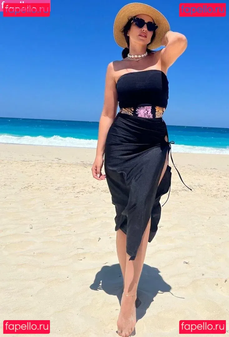 Dorra Zarrouk Onlyfans Photo Gallery 