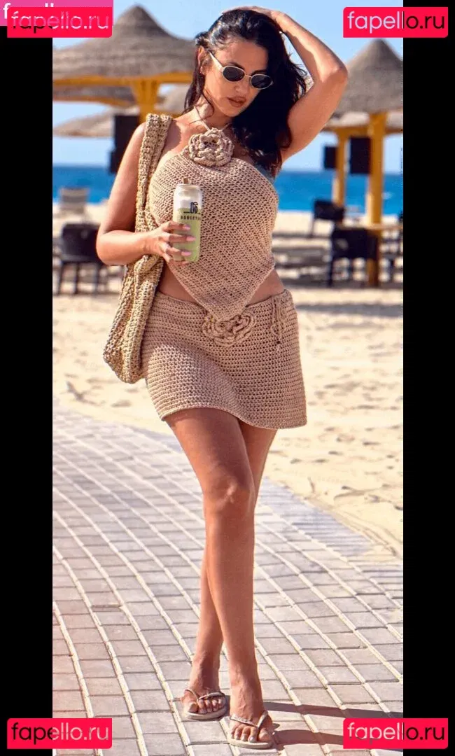 Dorra Zarrouk Onlyfans Photo Gallery 