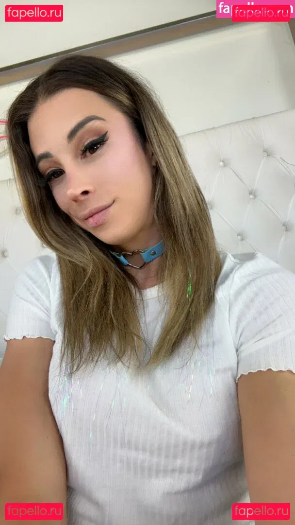 CaseyKissesXoXo Onlyfans Photo Gallery 