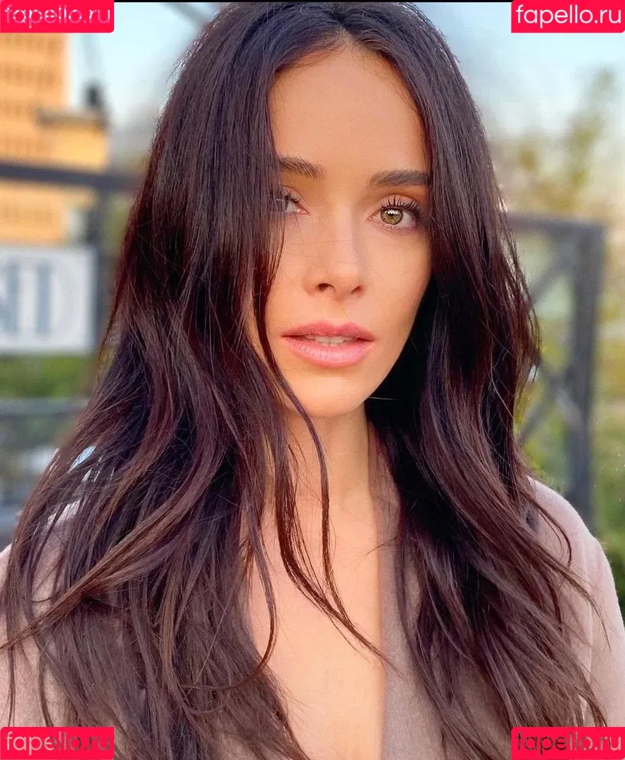 Abigail Spencer Onlyfans Photo Gallery 
