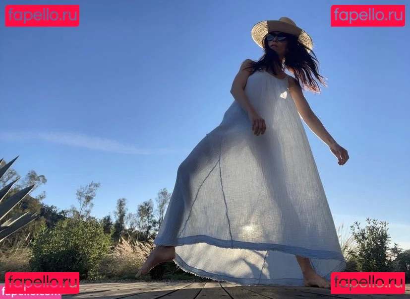 Abigail Spencer Onlyfans Photo Gallery 