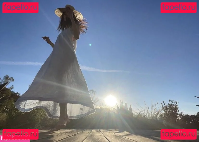 Abigail Spencer Onlyfans Photo Gallery 