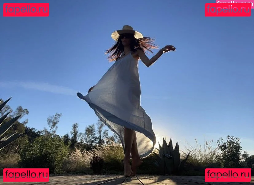 Abigail Spencer Onlyfans Photo Gallery 