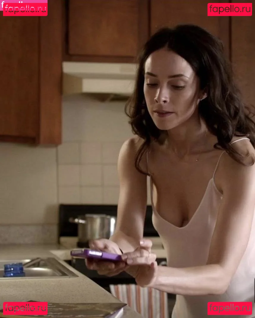 Abigail Spencer Onlyfans Photo Gallery 