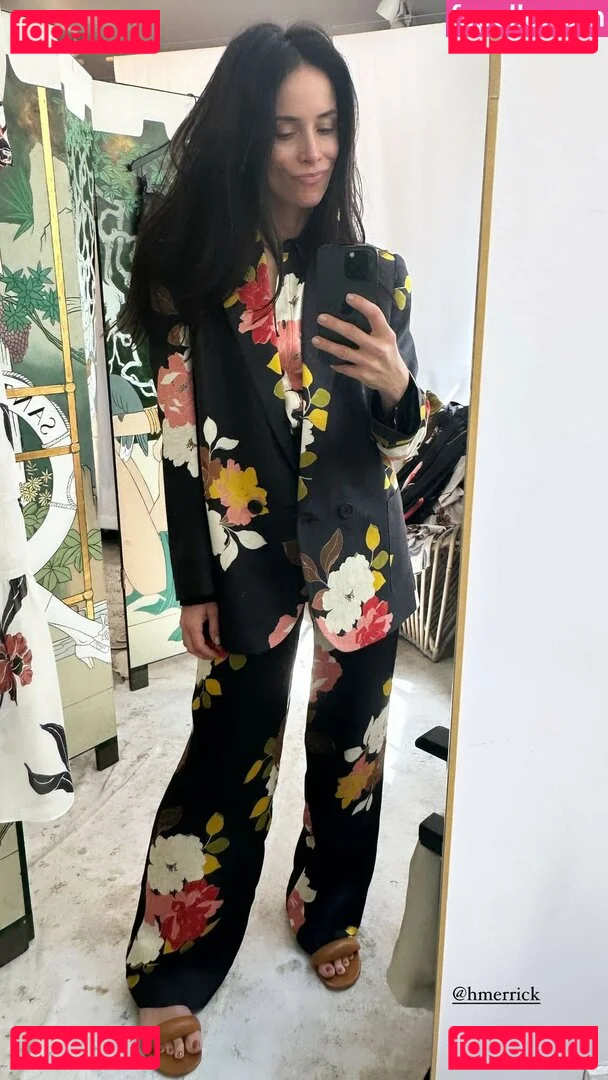 Abigail Spencer Onlyfans Photo Gallery 