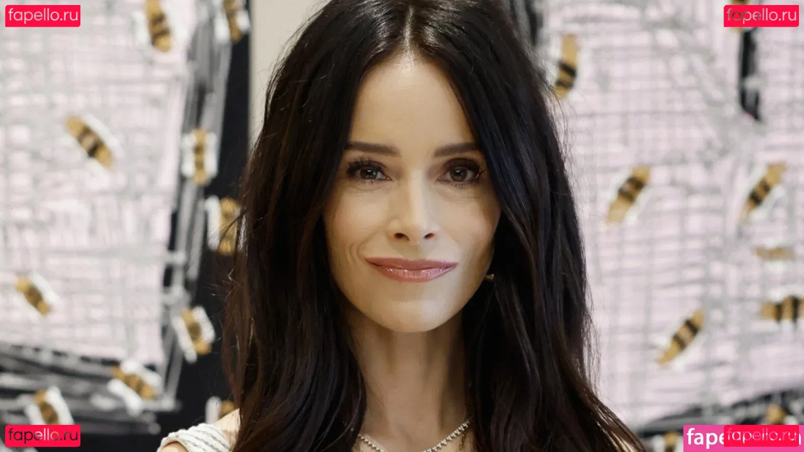 Abigail Spencer Onlyfans Photo Gallery 