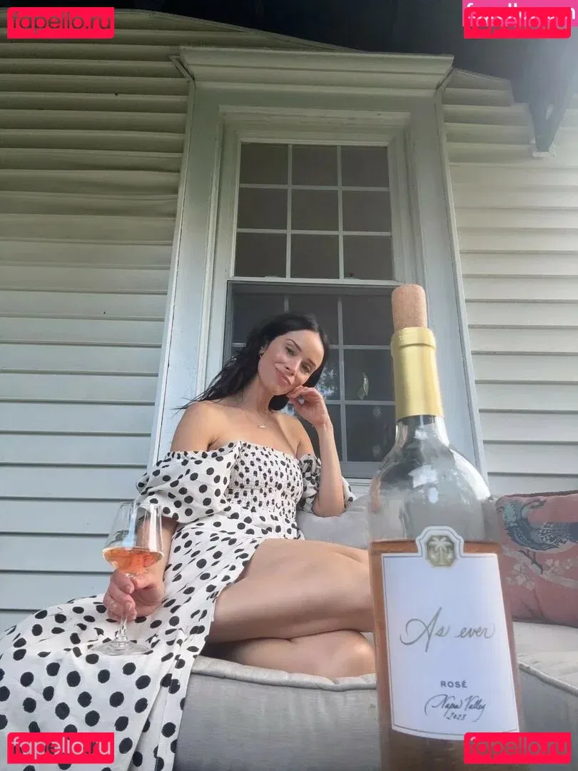 Abigail Spencer Onlyfans Photo Gallery 