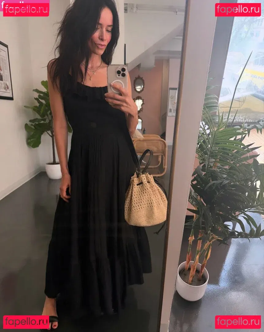 Abigail Spencer Onlyfans Photo Gallery 