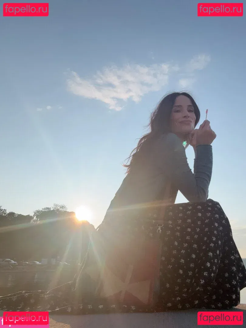 Abigail Spencer Onlyfans Photo Gallery 