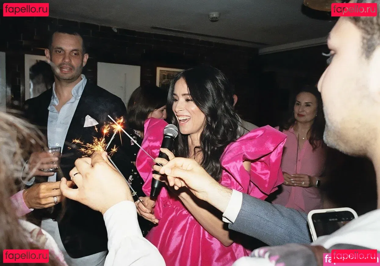 Abigail Spencer Onlyfans Photo Gallery 