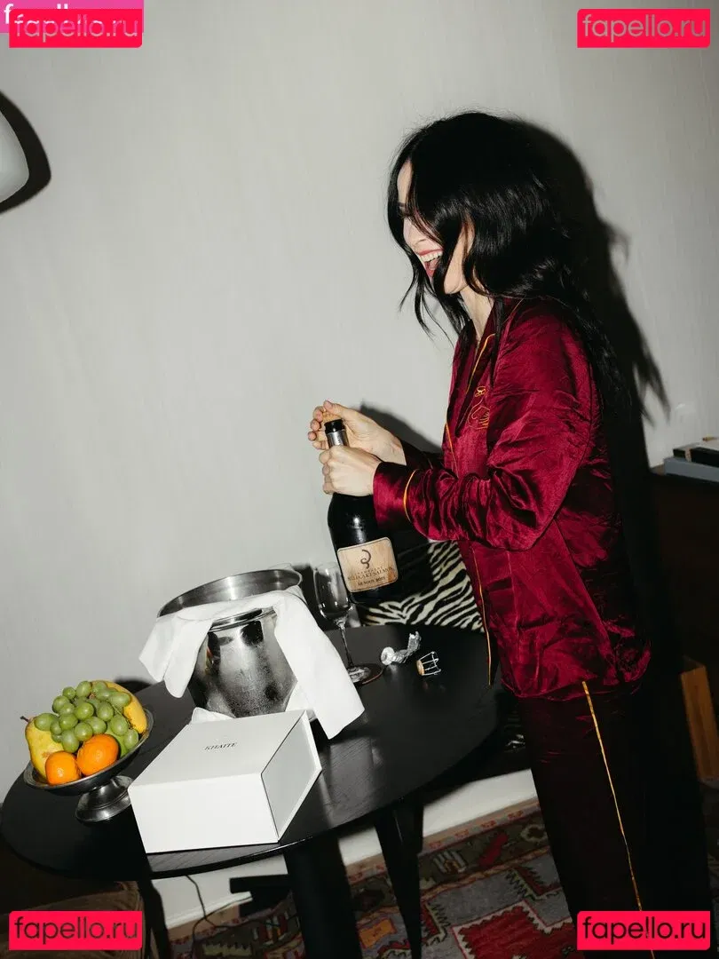 Abigail Spencer Onlyfans Photo Gallery 