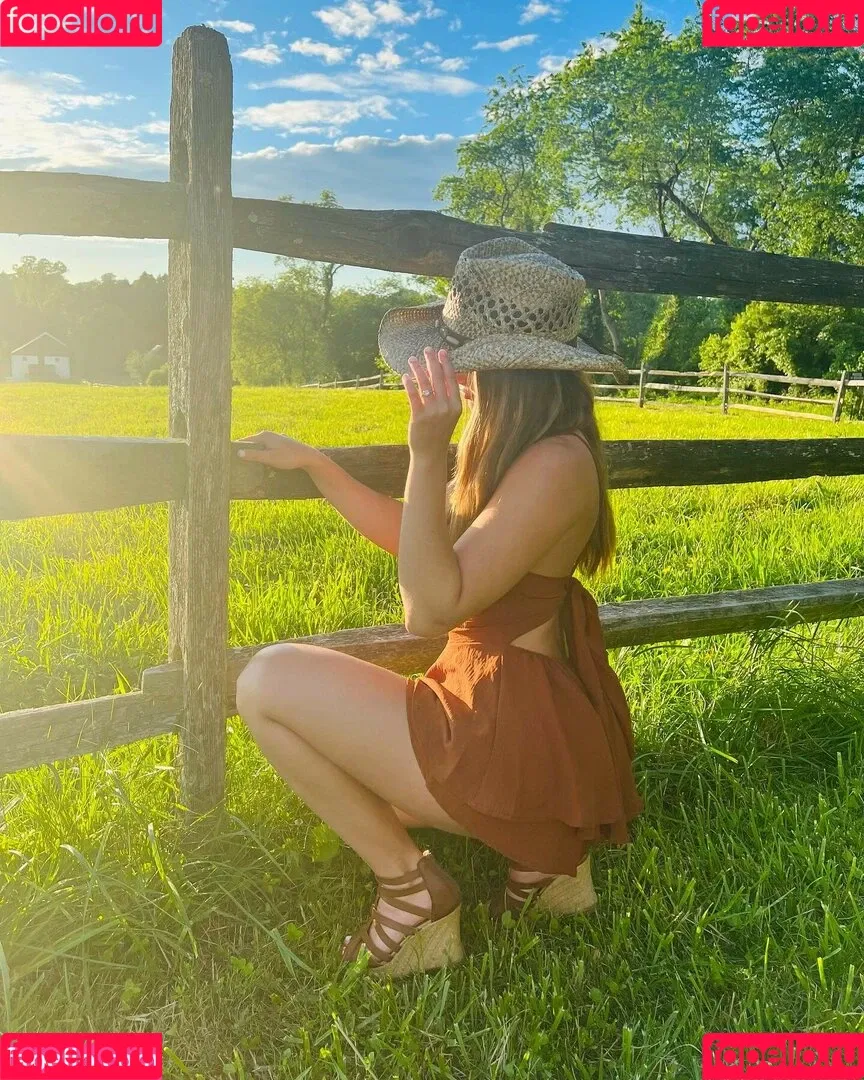 Makayla Mcquoid Onlyfans Photo Gallery 