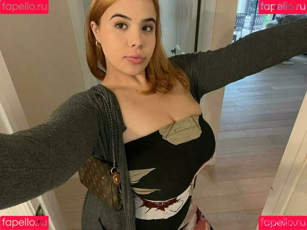 Cutiepiekim Onlyfans Photo Gallery 