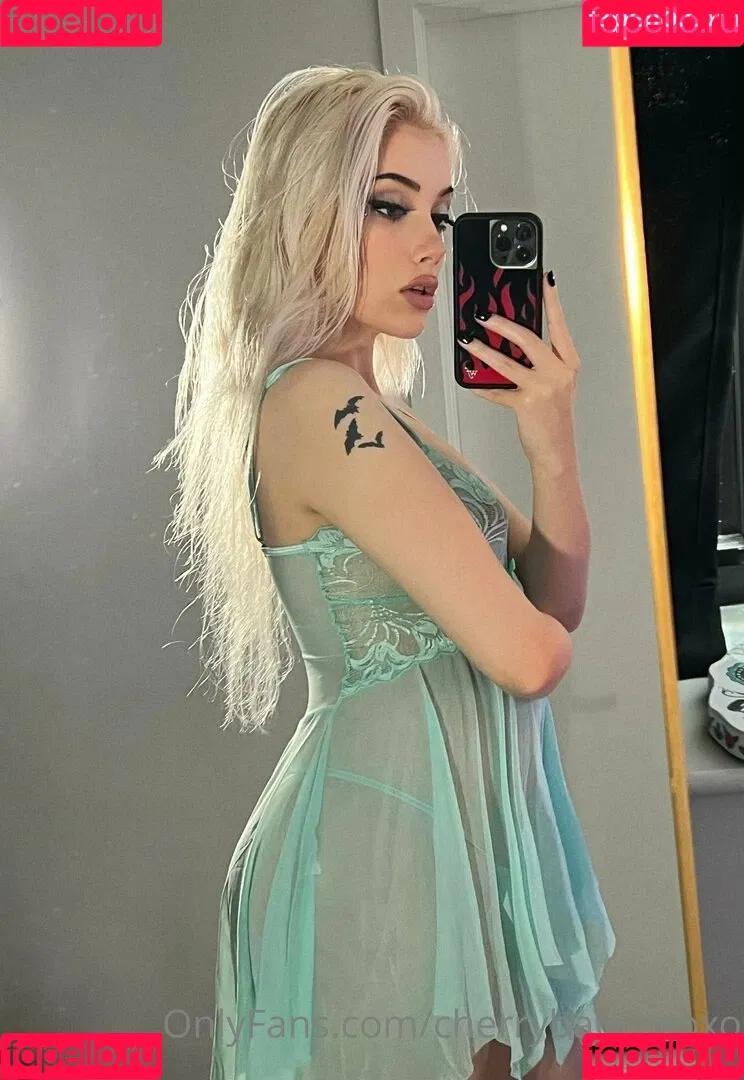 cherrybabyyxoxo Onlyfans Photo Gallery 