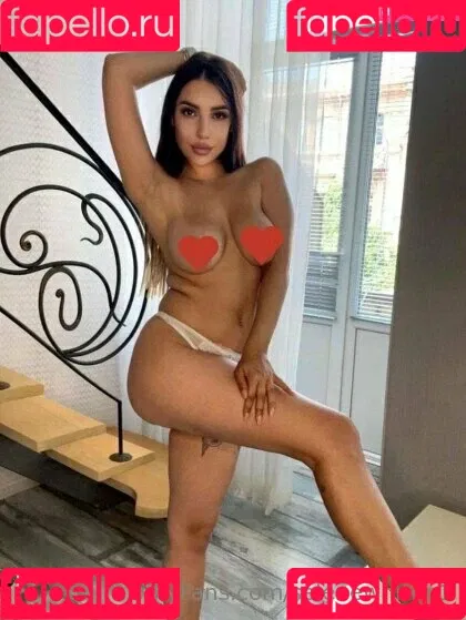 selenewhitee1 Onlyfans Photo Gallery 