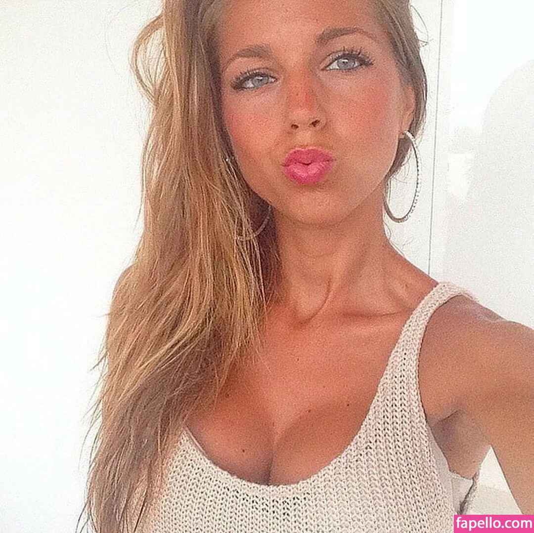 Maddy Burciaga Onlyfans Photo Gallery 