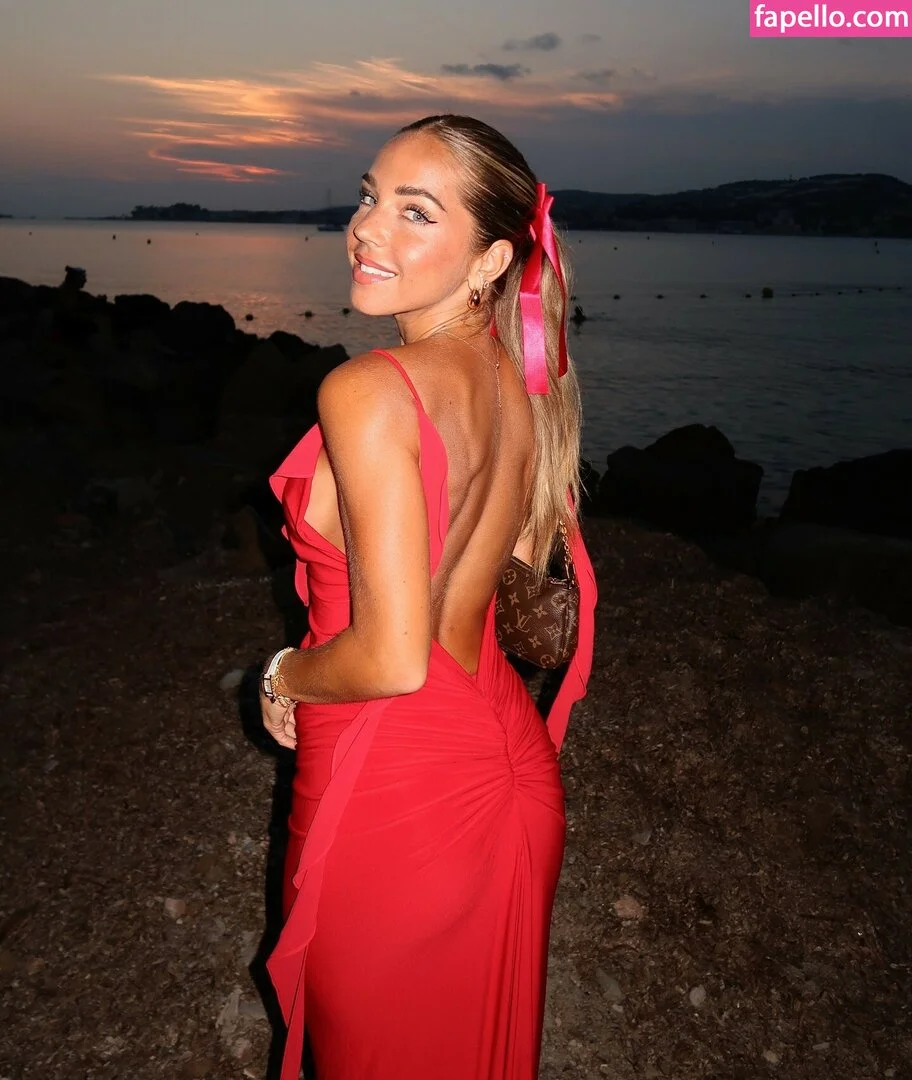 Maddy Burciaga Onlyfans Photo Gallery 