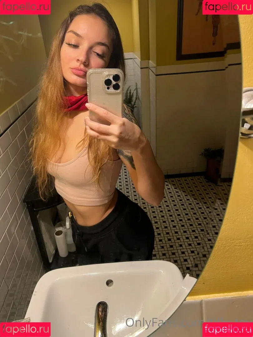 Tilly Toy Onlyfans Photo Gallery 