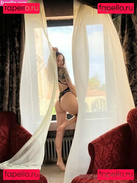 Tilly Toy Onlyfans Photo Gallery 