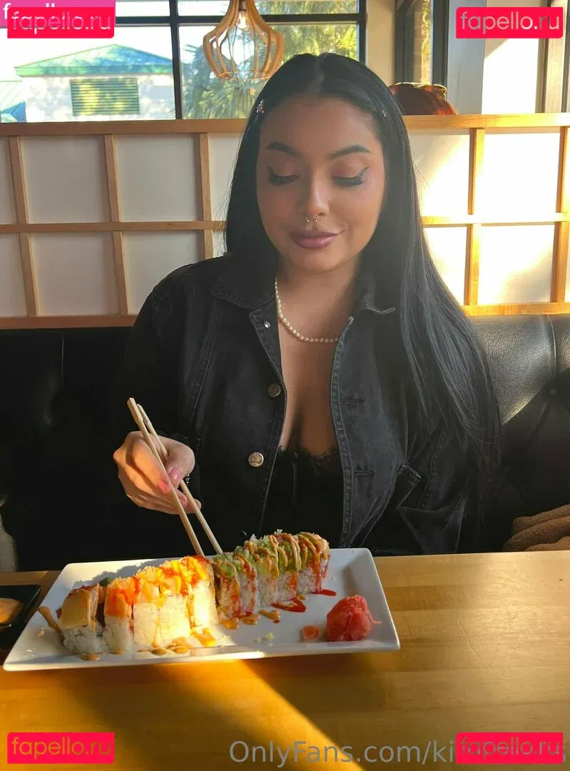 kimfreaks Onlyfans Photo Gallery 