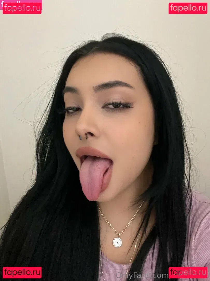 kimfreaks Onlyfans Photo Gallery 