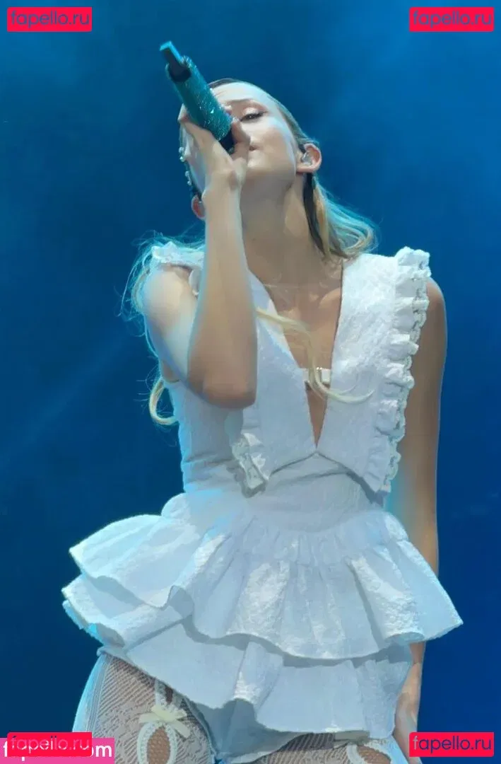 Angele Onlyfans Photo Gallery 