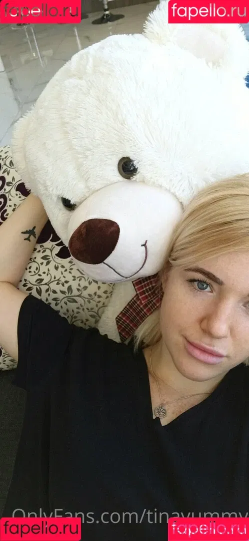 tinayummyfree Onlyfans Photo Gallery 