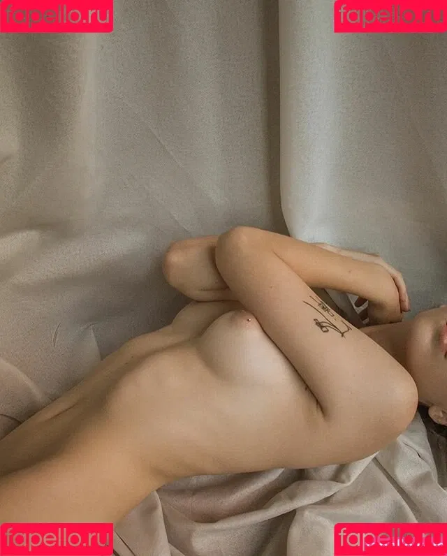 Arielanotariana Onlyfans Photo Gallery 