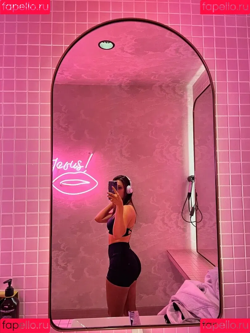 justraee Onlyfans Photo Gallery 