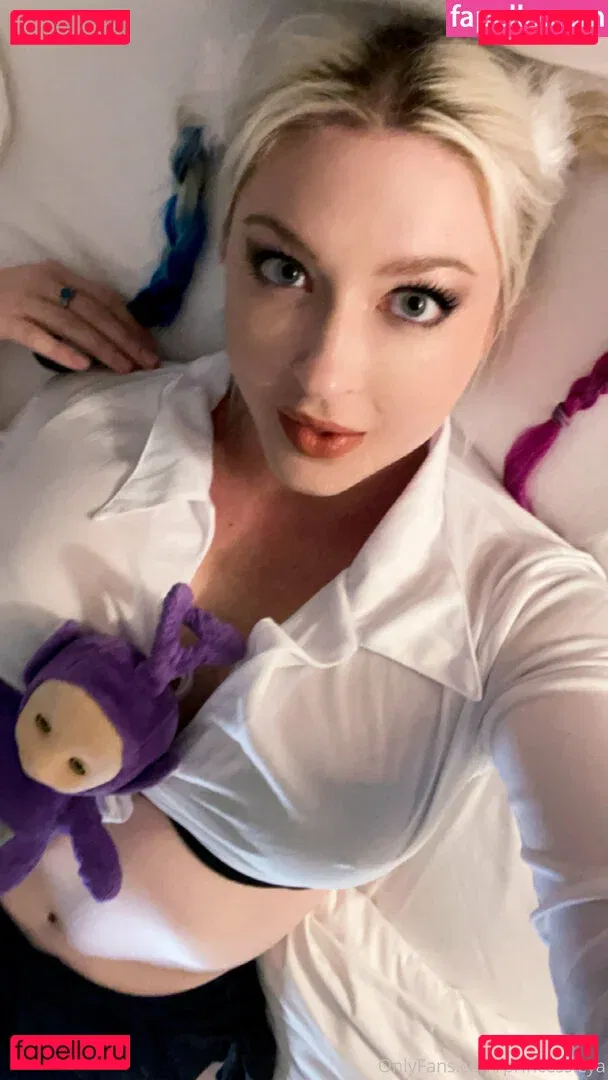 princessleya Onlyfans Photo Gallery 