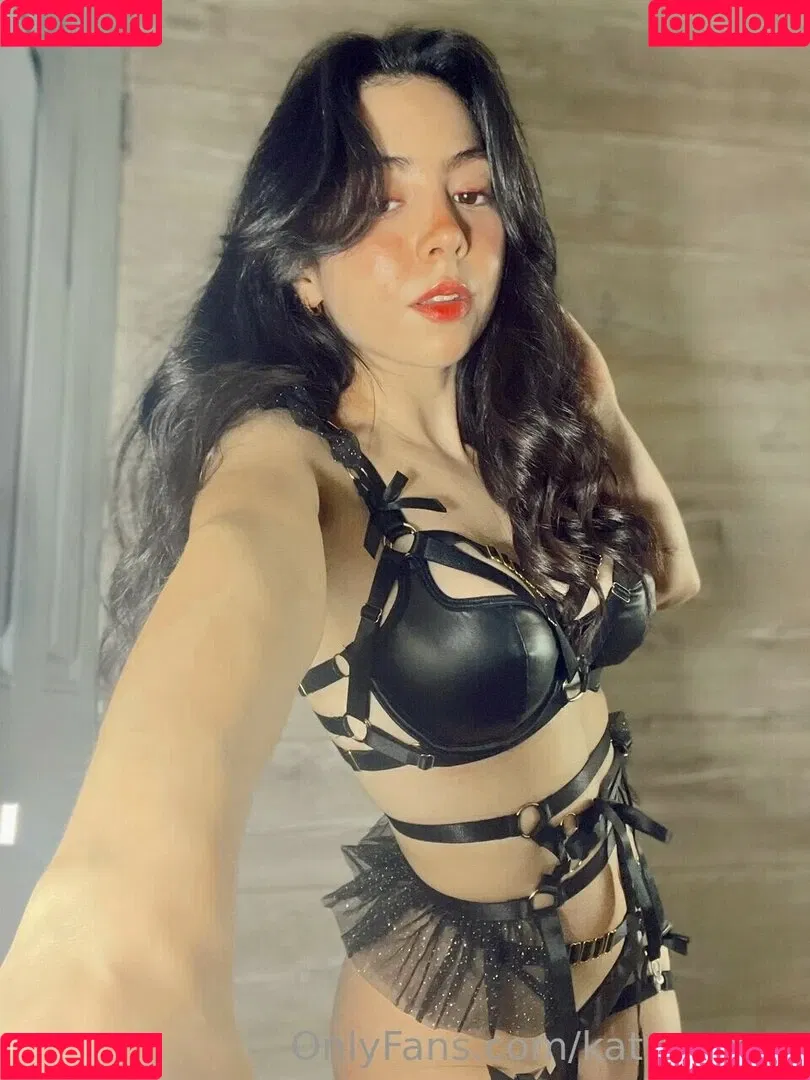 Katy Gamez Onlyfans Photo Gallery 