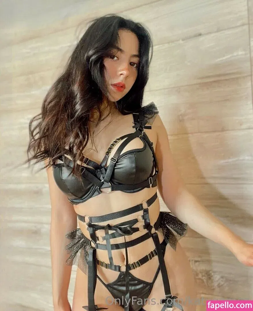 Katy Gamez Onlyfans Photo Gallery 