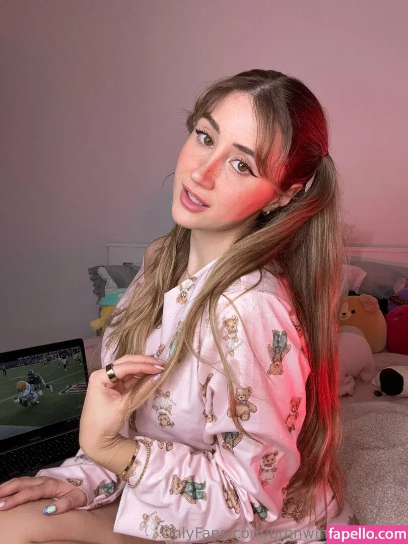 bronwinaurorafree Onlyfans Photo Gallery 