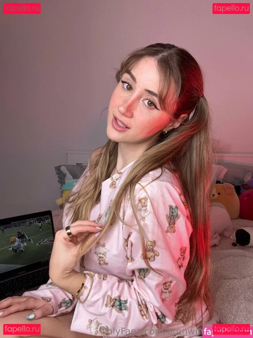 bronwinaurorafree Onlyfans Photo Gallery 