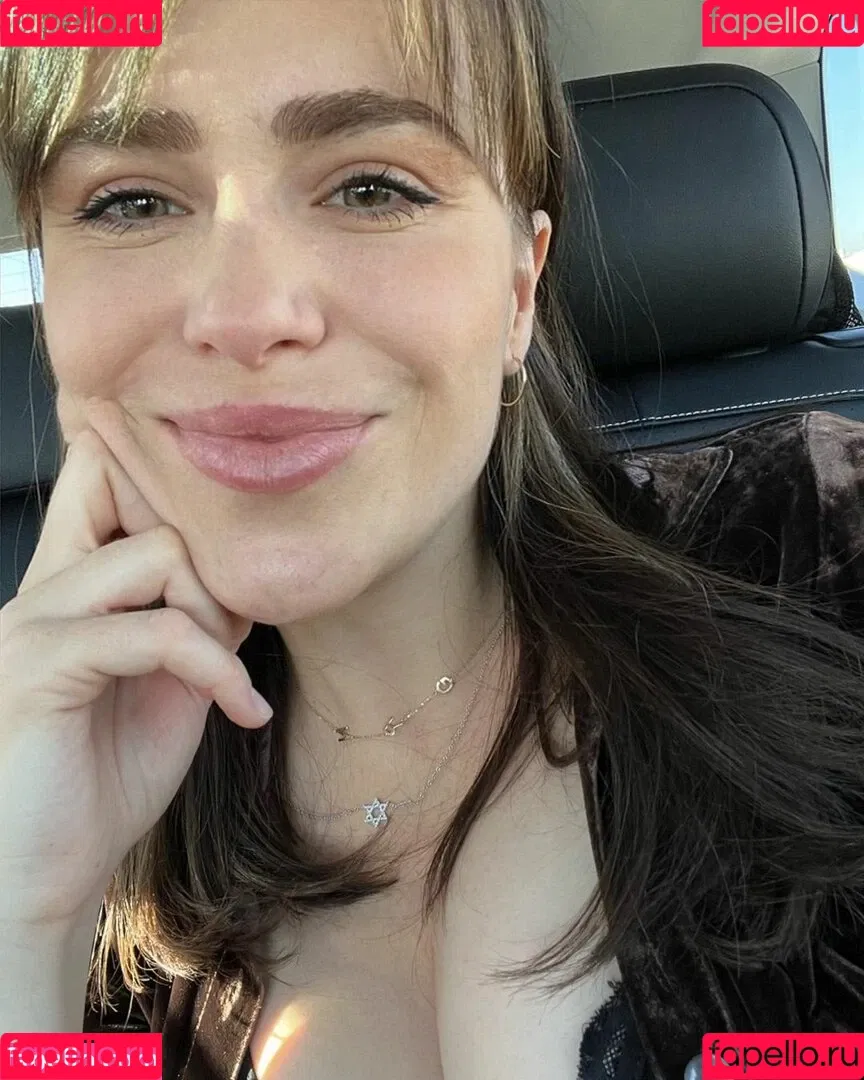 Nicolle Gironda Onlyfans Photo Gallery 