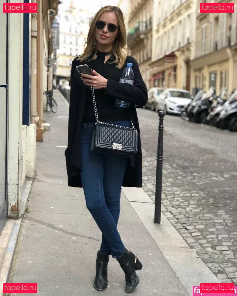 Nicolle Gironda Onlyfans Photo Gallery 