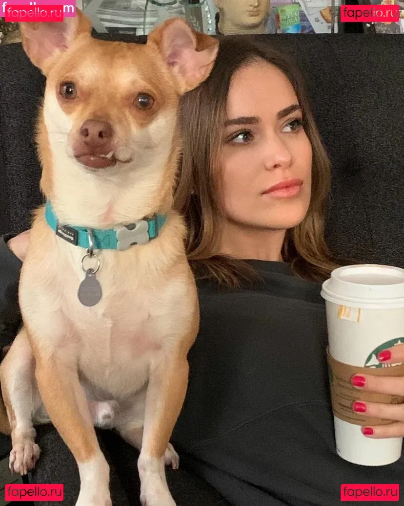 Nicolle Gironda Onlyfans Photo Gallery 