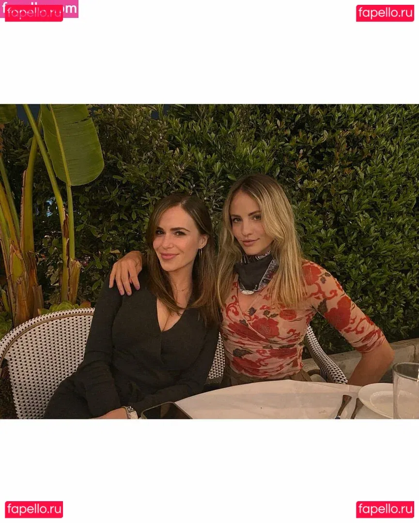 Nicolle Gironda Onlyfans Photo Gallery 