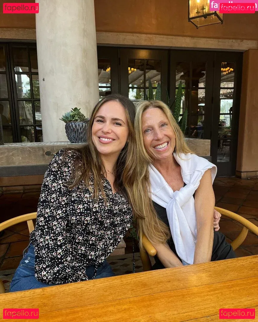 Nicolle Gironda Onlyfans Photo Gallery 